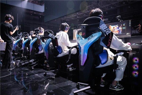 职业赛指定用椅 傲风G7凭啥这么火瓦力棋牌试玩明星直播同款 英雄联盟(图6)