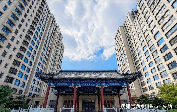 盘百科→首页网站→楼盘百科→首页网站→24小时热线电话瓦力游戏试玩上海闵行古北99售楼处电线售楼中心电线楼(图7)